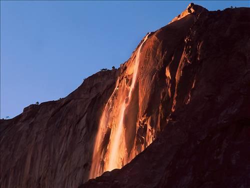 Gnein yaratt k oyunu ile parlak turuncu bir renk alyor...