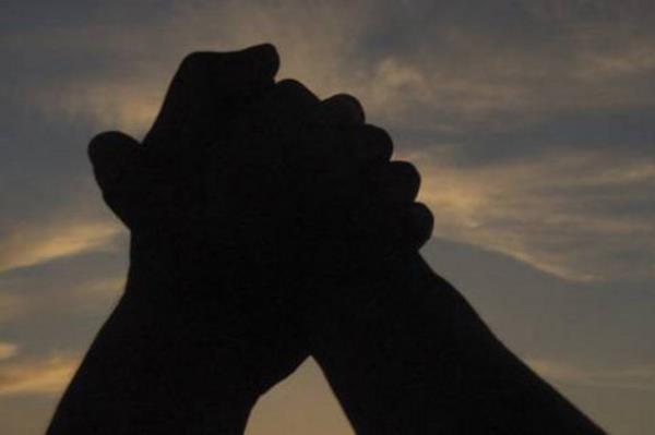 inde iyi olan birisini verken hakaretle iltifat eden bir Trk'ten bakas olamaz.