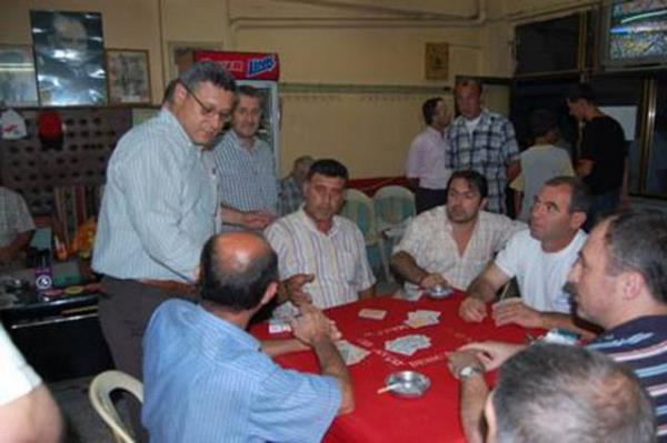 Hayatnda en az bir kere kahvehane'ye gitmektir.