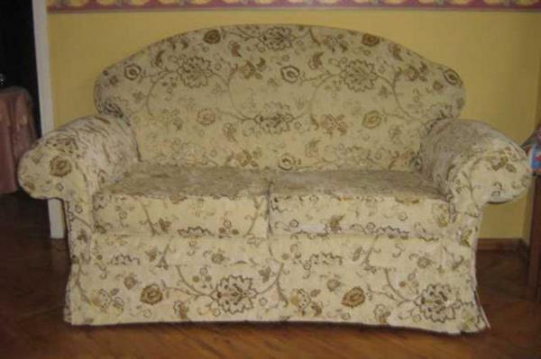 Desenlerini ok beenerek ald yeni bir mobilyann stn baka bir rt rterek kullanr.