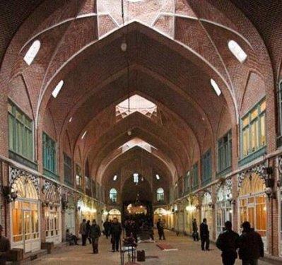 14- Tebriz'in tarihi ars ran'n en byk ehri Tebriz'deki bu tarihi ar, pek Yolu'nun en nemli ticari noktasyd ve 18. yzyln sonlarna kadar nemini korudu.