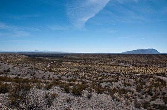 15- Gm Yol Meksika'da "Gm Yol" diye bilinen "Camino Real de Tierra Adentro", spanyollar ve Amerika yerlileri arasndaki sosyal, kltrel ve dini balar temsil ettii iin UNESCO'nun listesine dahil edildi. Bu yol, 300 yl boyunca ticari amal olarak aktif ekilde kullanld.