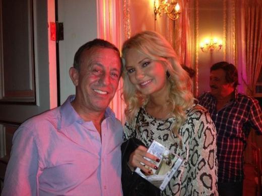 Kkken arabann altna top katnda stm kirlenmesin diye arabay satn alrdm.