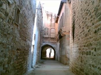 <p><b>Isparta</b></p>  2013 nfusu: 417.920  <p>2014 nfusu: 419.107</p>  2015 nfusu: 420.167  <p>2016 nfusu: 421.143</p>  2017 nfusu: 422.051  <p>2018 nfusu: 422.898</p>  2019 nfusu: 423.683  <p>2020 nfusu: 424.436</p>  2021 nfusu: 425.130  <p>2022 nfusu: 425.780</p>  2023 nfusu: 426.348