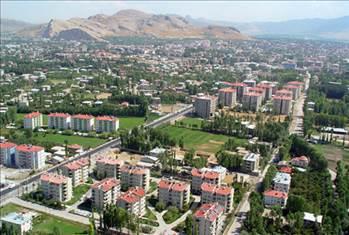 <p><b>Van</b></p>  2013 nfusu: 1.063.808  <p>2014 nfusu: 1.075.689</p>  2015 nfusu: 1.087.719  <p>2016 nfusu: 1.099.847</p>  2017 nfusu: 1.112.035  <p>2018 nfusu: 1.124.211</p>  2019 nfusu: 1.136.351  <p>2020 nfusu: 1.148.392</p>  2021 nfusu: 1.160.228  <p>2022 nfusu: 1.171.831</p>  2023 nfusu: 1.183.062