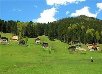 <p><b>Rize</b></p>  2013 nfusu: 324.692  <p>2014 nfusu: 325.105</p>  2015 nfusu: 325.414  <p>2016 nfusu: 325.638</p>  2017 nfusu: 325.793  <p>2018 nfusu: 325.856</p>  2019 nfusu: 325.834  <p>2020 nfusu: 325.726</p>  2021 nfusu: 325.551  <p>2022 nfusu: 325.271</p>  2023 nfusu: 324.889