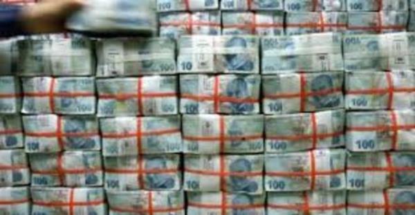 Bu nedenle devre mlk hakk veren szlemeler hari cayma sresi dolmadan satc veya salayc, tketiciden herhangi bir isim altnda deme yapmasn veya tketiciyi bor altna sokan herhangi bir belge verilmesini isteyemeyecek.