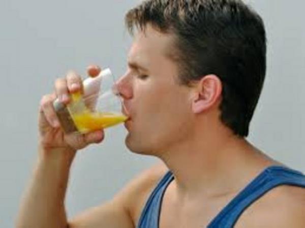 Kanseri nler. Gnde bir portakal kanseri uzak tutmann en iyi yoludur. erdii bileenlerle meme, cilt, akcier, kolon ve az kanseriyle savata olduka etkilidir.