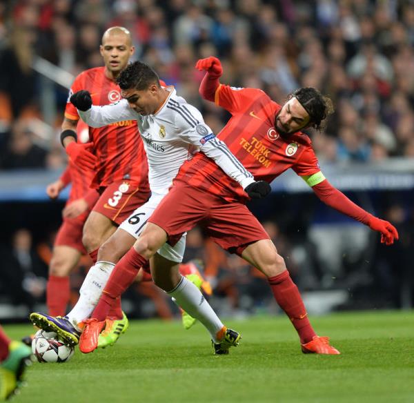 ampiyonlar Ligi B grubunda Real Madrid deplasmanna konuk olan temsilcimiz Galatasaray, 4-1'lik kt bir skorla dnd...