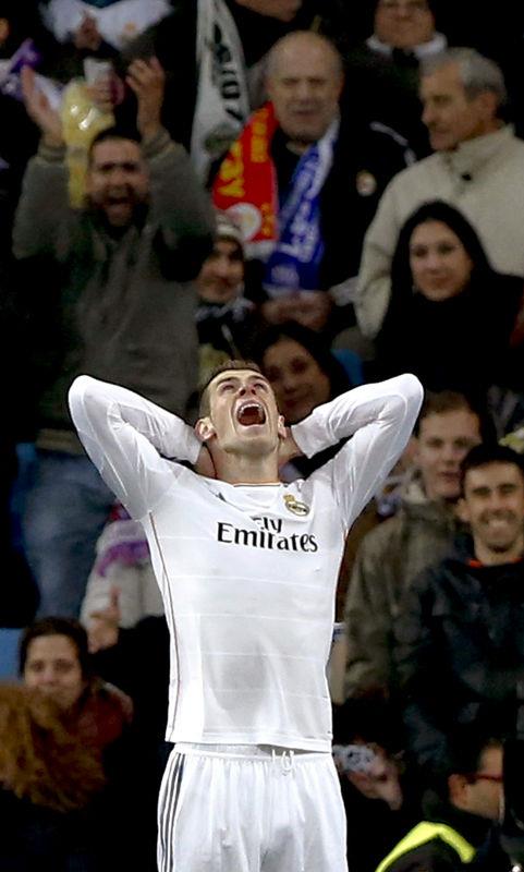 Ben de aylk 6 bin lira alsam ben de anca bu kadar kalecilik yapardm Eray'a hak veriyorum.......