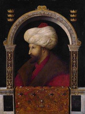Fatih Sultan Mehmed'in haremde etkin olduu bilinen ei Gl-Bahar Htn, Gevher Sultan'n annesidir. Glah Htn ise Karamanoullarndan brahim Bey'in kzdr. Fatih'in 3. ei ve II. Bayezid'n annesi olan Sitti M'kerime (Mkrime) Htn, Dulkadiroullar Beylii'nin altnc hkmdar olan Sleyman Bey'in kzdr. Dier eleri ise iek Htn (Trkmen Beyi kz), Helene Htn (Mora Despotu Demetrus'un kz), evlilikleri ksa sren Anna Htn (Trabzon mparatoru'nun kz) ve Bizans prenseslerinden Alexias Htn'dur.