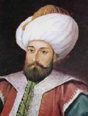 Murad Hdavendigar'n ilk ei, Gliek Htn, Sultan Yldrm Bayezid'in ve Yahi Bey'in annesiydi. 1. Murad da diplomatik ilikileri glendirmek iin evlilik yapma yoluna gitti. Marya Thamara Htn, Bulgar Kral'nn kz, Paa Melek Htn Kzl Murad Bey'in kz, Fl-Dne Htn Candaroullar'ndan bir beyin kz, Fl-Dne Htn ise Bulgar Beyi'nin kzyd.