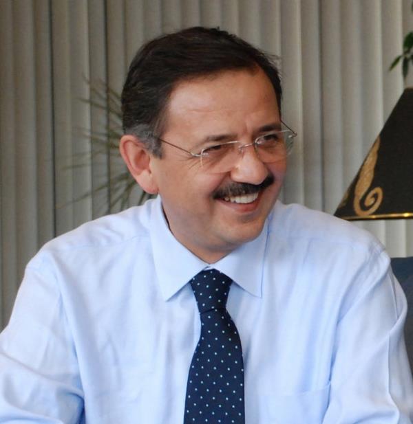 KAYSER... AK Parti'li Mehmet zhaseki 2009'da %60,52 ile kazand.