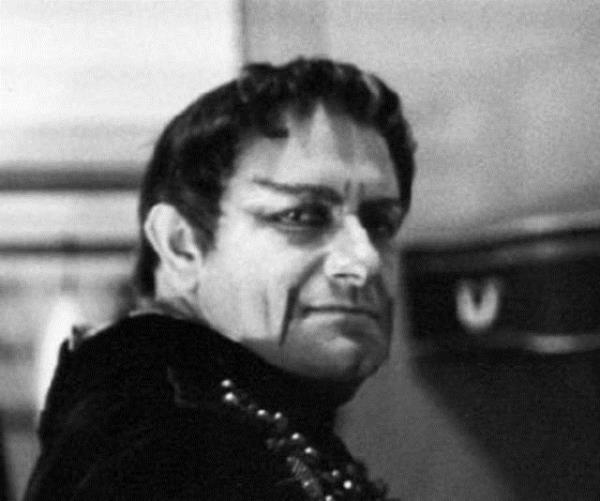 lm nedeni tam olarak aklanmazsa da beyin kanamas olduu tahmin ediliyor.