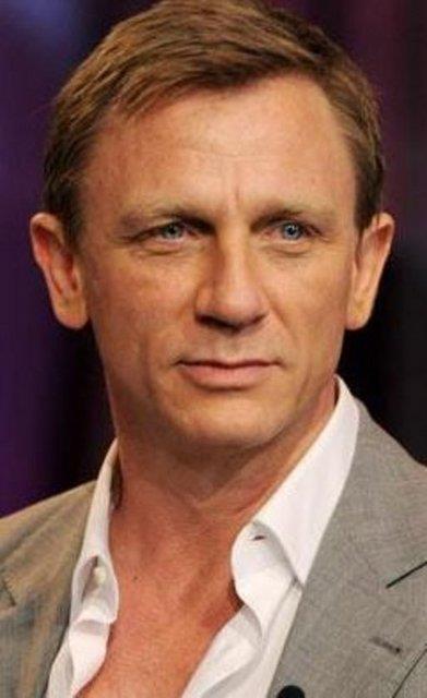 Hatta zaman zaman parklardaki banklarda uyuduu bile oldu. Ama bugn o da sinemann en ok kazanan aktrlerinden biri.