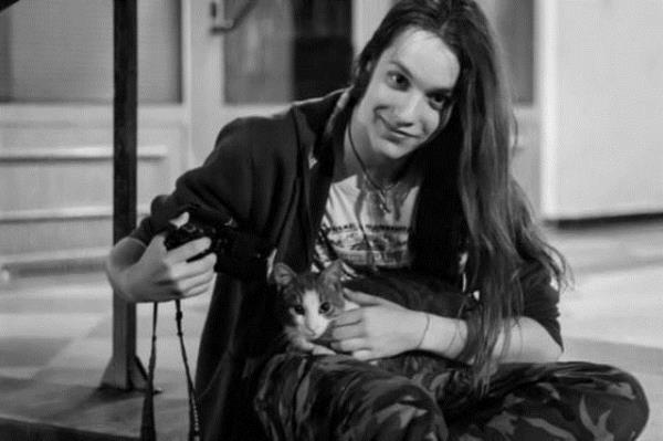 ok fazla vampir filmi izlemi arka sradaki uzun sal gizemli ocuk