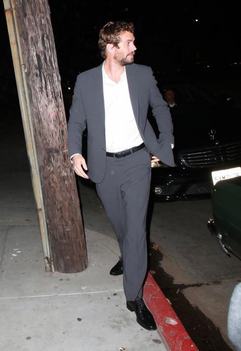 Kazada otomobilin bir diree arptktan sonra alev ald belirtildi.