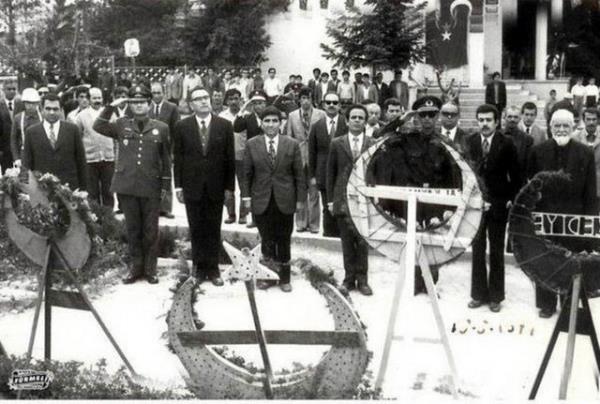 te siyaset dnyasnn nemli isimlerinin eski fotoraflar...