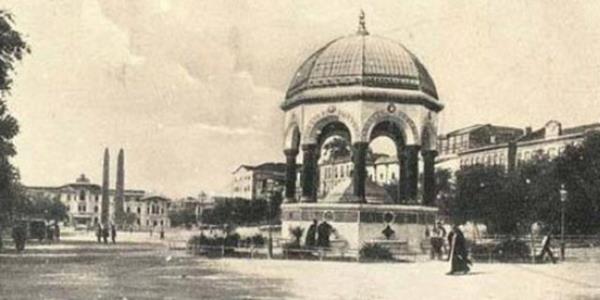 Doktorlarn tavsiye ettii illar kullanmasna ramen, Abdlhamidin hastal arlayor ve bir iyileme belirtisi grlmyordu...