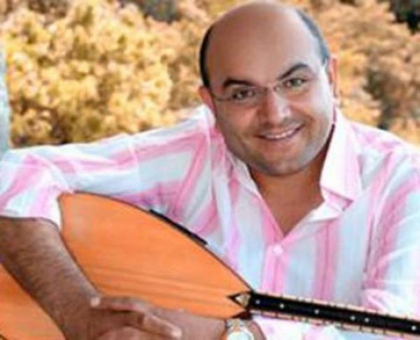 T�rk halk m�zi�inin sevilen isimlerinden K�v�rc�k Ali olarak bilinen Ali �z�temiz �stanbul �atalca'da ge�irdi�i trafik kazas�nda hayat�n� kaybetti.