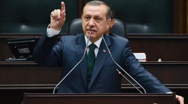 <p><b>CUMHURYET TARHNN REKORU</b></p>    hracatmz 13 milyar 798 milyon dolar olarak gerekleti. Bu rakam cumhuriyet tarihimiz boyunca tek bir ayda yaplan en yksek ihracat rakam. Aylk bazda cumhuriyet tarihinin rekorunu kaydetmi oldu. aralk aynda da olaanst bir durum olmazsa, Trkiye yllk ihracatta gerileme yaamayan.