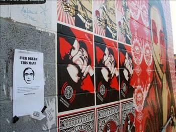 stelik bu insanlar ayn lkede bile deildi. Los Angeles, Berlin, San Paulo, Tehran, Beijing, Rome, Barcelona, Stockholm, Paris, Yeni Delhi, Moskova gibi birok lke merkezinden insan bu adam aryordu!