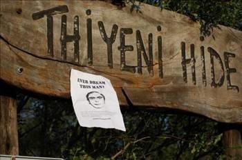 nternetteki forumlarda epey ar basan bu fikre gre bu adam, byk bir irketin, insanlar akl hastasna dntrmek iin planlad bir oyunun paras!