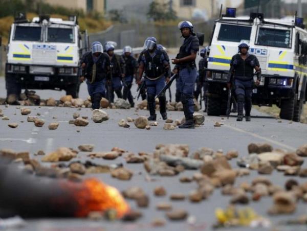 <p><b>27-Cape Town, Gney Afrika</b></p>  100 bin yerleimci bana cinayet says 46.04