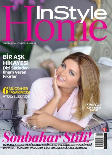 <p><b>COTE D'AZUR'DA BR EV VAR</b></p>    Sibel Can, ok sevdii Cote d'Azur'da getiimiz yllarda bir ev satn ald. Dekorasyonunda modern ve klasik unsurlarn harmanland, Can'n ok sevdii lavanta renklerinin hakim olduu, lacivert Akdeniz sularna kucak aan bir ev bu... InStyle Home ekibi, ekim says iin ite o rya daireyi dolat.