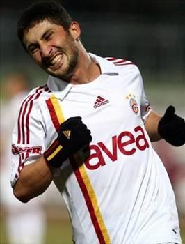 Ziraat Trkiye Kupas 4.tur manda Gaziantep Bykehir Belediyespor ile 2-0 ne gemesine karn stnln koruyamayan Galatasaray, 2 gol daha yiyerek ma uzatmalara gtrd. Uzatma dakikalarnda gol sesi kmaynca penalt atlarna geildi ve Galatasaray rakibini penaltlarda elemeyi baard.