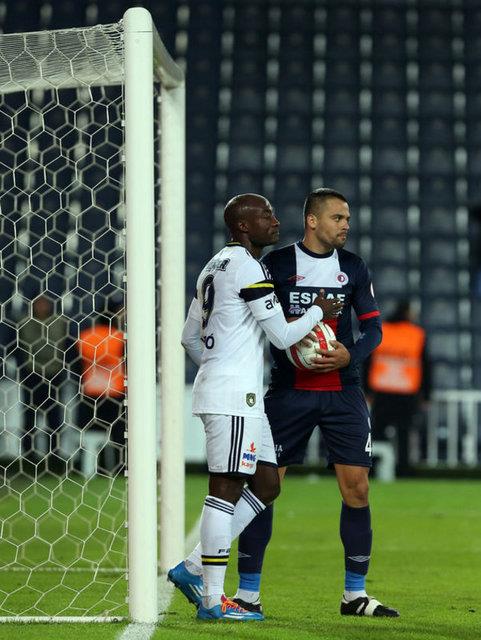 Pendik spor Fethiyespor'u arkada olarak ekledi.