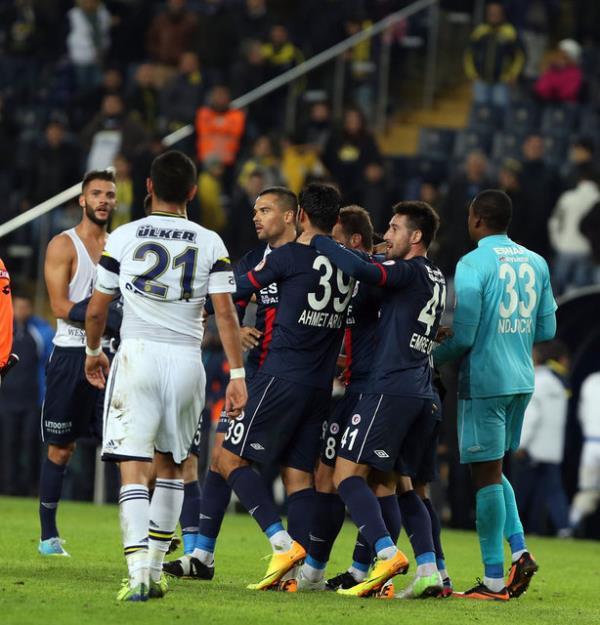 Fethiyespor'un teknik direktr nitroyu at sanrm.