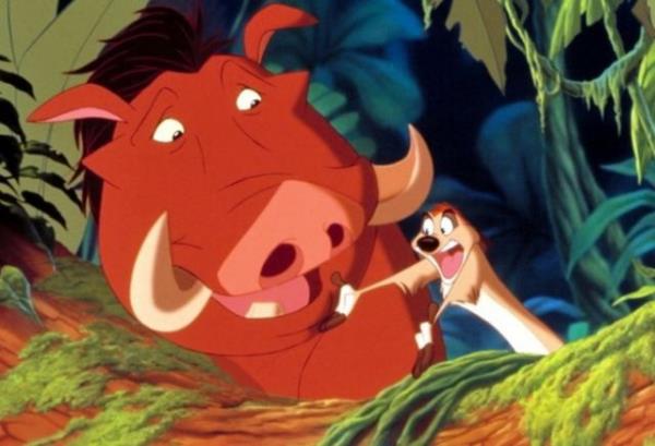 Unutulmaz animasyon filmleri arasnda yer alan Lion King (Aslan Kral)'deki Pumbaa karakteri, bir Disney filminde ilk defa ?"gaz karan" karakter olma zelliini tayor.