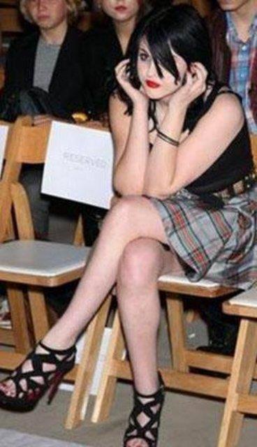 Bu gen kzn annesi de babas da mzik dnyasnn nllerinden...