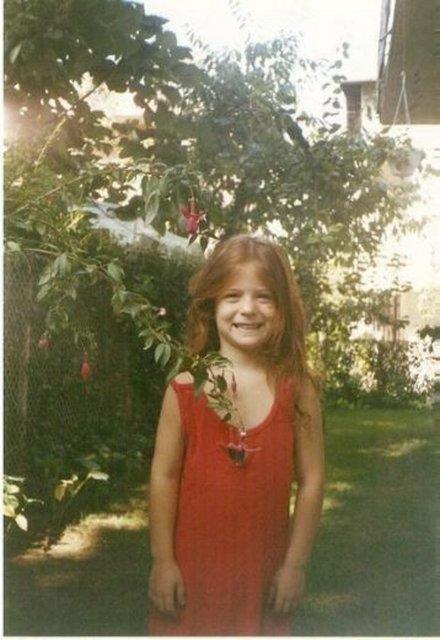 ocukluktan kp gen kzla adm atan oyuncu, ektii her fotoraf sosyal medya zerinden takipileriyle paylayor.