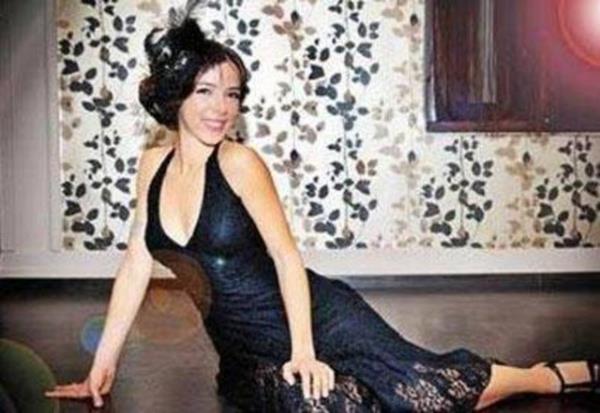 Kameralarn karsna sk sk kmayan Ceren artk bir gen kz...