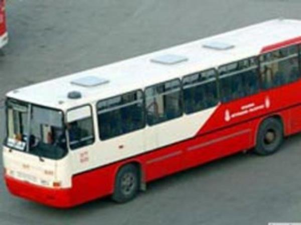 mraniye?de ETT?ye ait krkl otobs seyir halindeyken ikiye blneli 2 yl oldu.