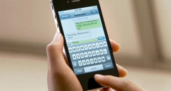 Telefonunuzun "Ayarlar" ksmndan, nce "Genel" daha sonra da "Sfrla" mensne geldiinizde, cihaznzdaki sfrlama seeneklerini greceksiniz.