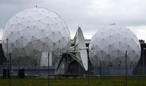 Tamamen yasal olduu ne srlen bilgi toplama programnn "yabanc hedeflere" ynelik istihbarat faaliyetleri iin kullanld vurgulanyor.