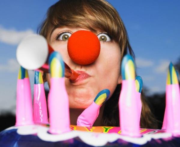 1985de New Orleansl cankurtaranlar o yl ehrin havuzlarnda kimsenin boulmamasn kutlamak iin bir parti verdiler. Partide konuklardan biri ok ilgin bir biimde bouldu.