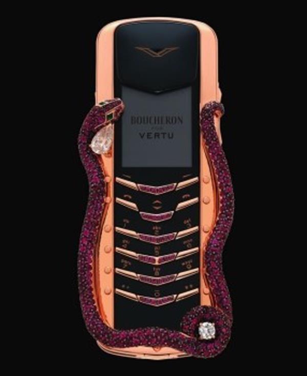 <p><b>Vertu Cobra phone</b></p>    Bu cep, ancak kk bir ocua doum gn hediyesi olarak alnabilir. Ama onun da korkma ihtimali yksek...
