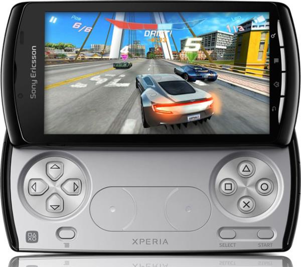 <p><b>Sony Ericsson Xperia Play</b></p>    Hem akll cep, hem de tanabilir oyun konsolu! Android oyunlar, Vita ve 3DS'nin yerini alabilecek miydi? Ne yazk ki bu konsept tutmad. Cihazn irkin grn ve arka tularn kt konumuyla bu pek artc olmamt.