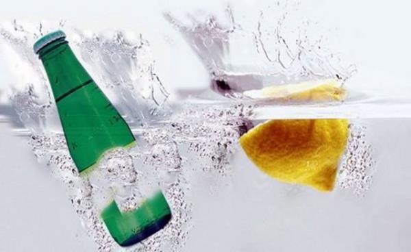 Bu ihtiyac karlamann en iyi yolu bolca st ve doal sular tketmeleridir. Maden suyunun ierdii kalsiyum kemik yapsnn, florr ise az ve di salnn gelimesi iin son derece yararldr.