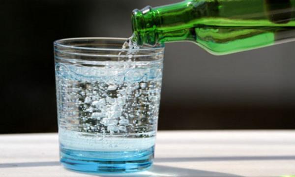 Yemek yediniz ama midenizde bir ikinlik hissediyorsunuz. Siz de bu durumda maden suyuna bavuranlardan msnz?