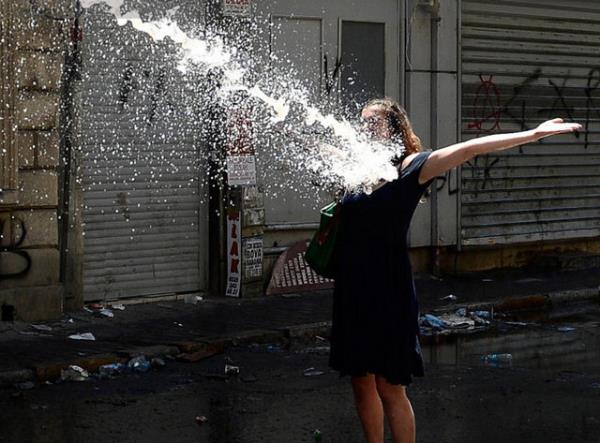 Siyahl Kadn (stanbul)-Burak Akbulut