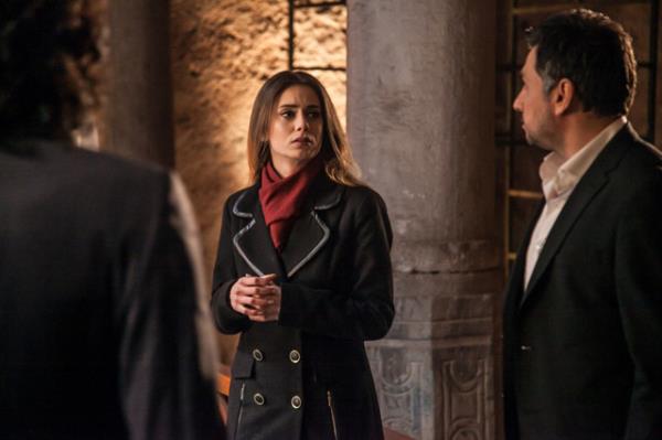 Ben senin cann iin mrm bir kibritin kavnda tututururum. Ama benim yanmam senin gnlndeki atein snmesini salamaz...