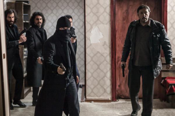 Devlet ideolojisi olan insandan korkmaz.