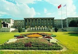 Her gelen yeni bakan kendine gre bir eitim sistemi oluturmaya alt.