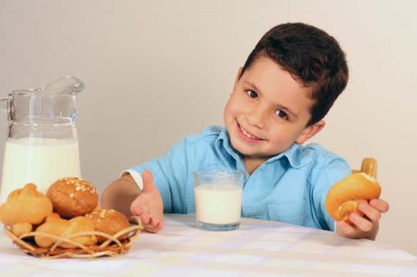 Gnde iki bardak stn gnlk inko ihtiyacnn yaklak yzde 14'n ve A vitamini ihtiyacnn yzde 16'sn karladn ve bunun da zellikle genlerde nemli bir cilt problemi olan akne zerine iyiletirici etki yaptn belirten nan,