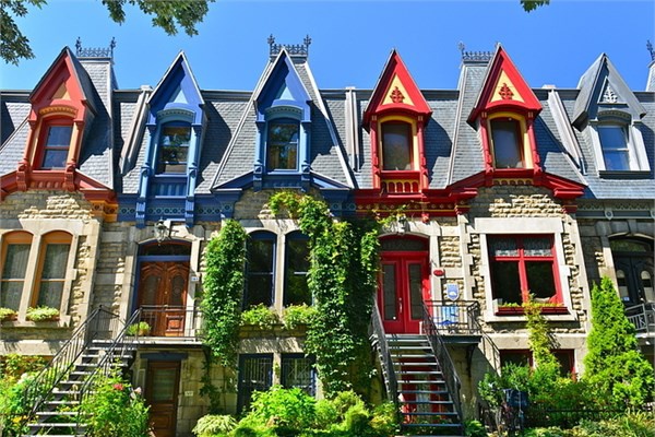 <p>09- Kanada                </p>  Kanada temal fotoraflarda doa ve kamp etiketleri ne kt.